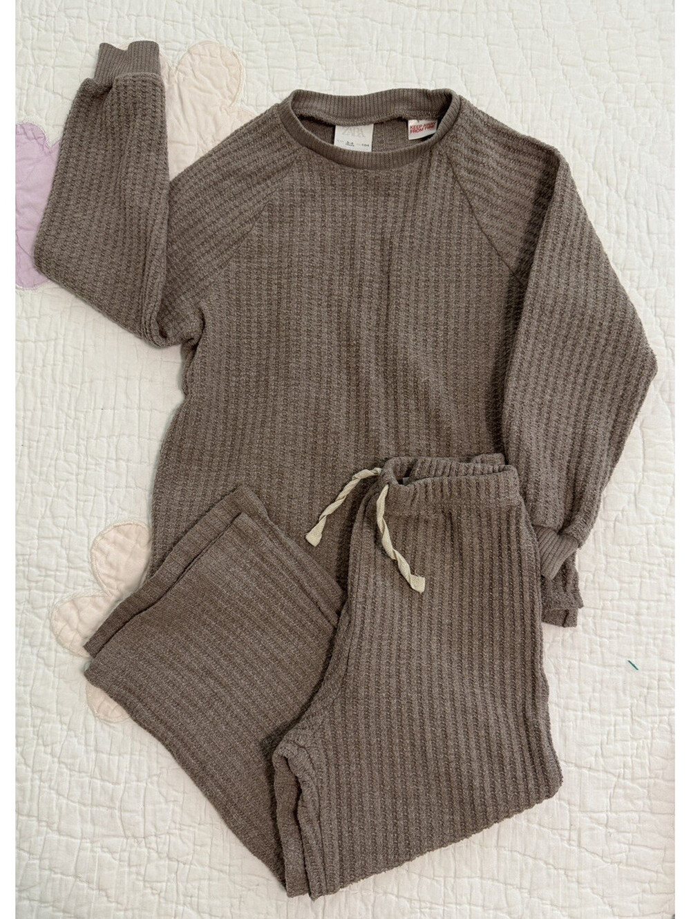 Zara Kids 3-4Y 104 Waffle Knit 2 Piece Set Brown Pullover Pants Lounge Outfit